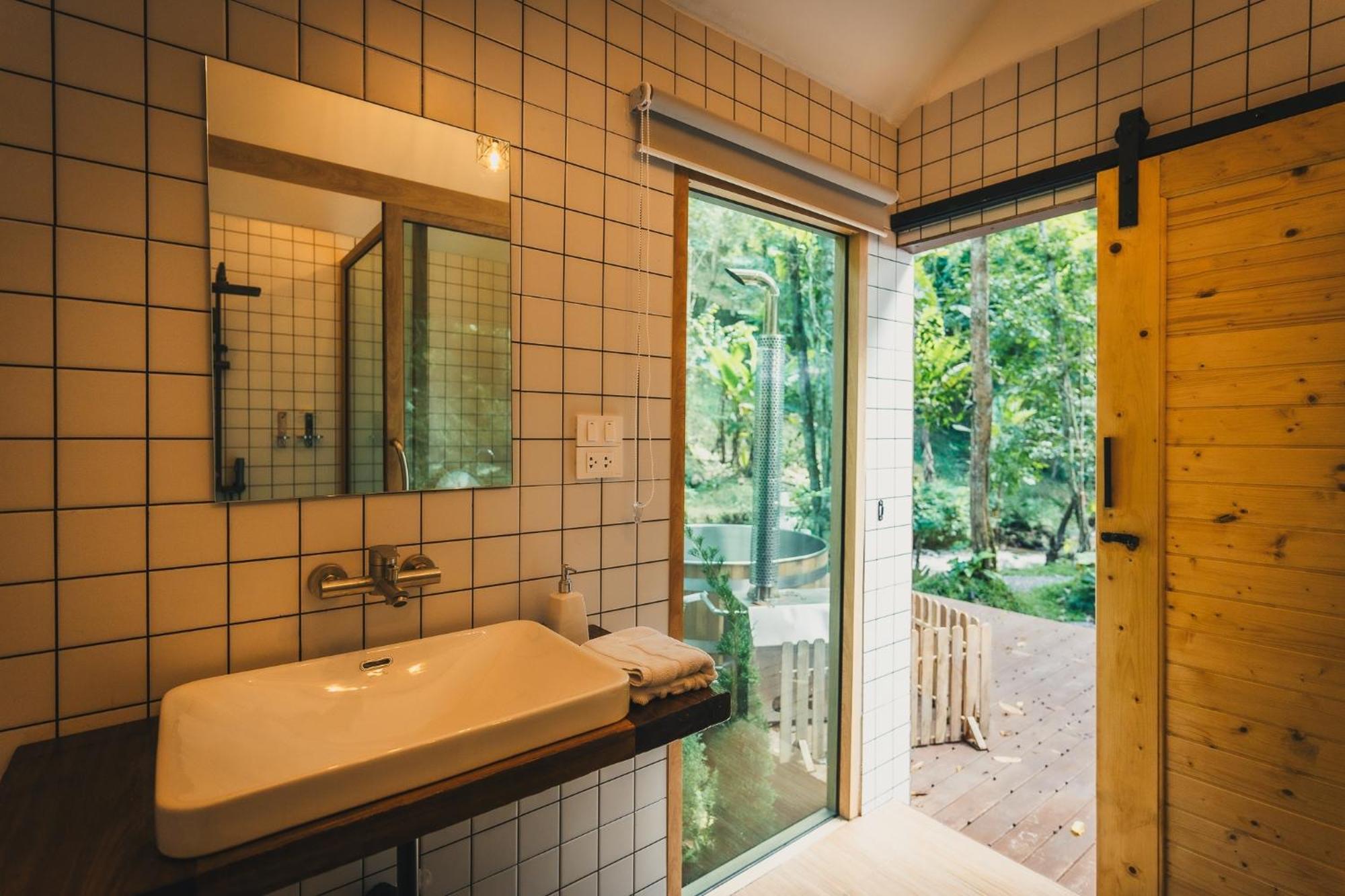 La Lanna Hotel บ้านปกใน ภายนอก รูปภาพ